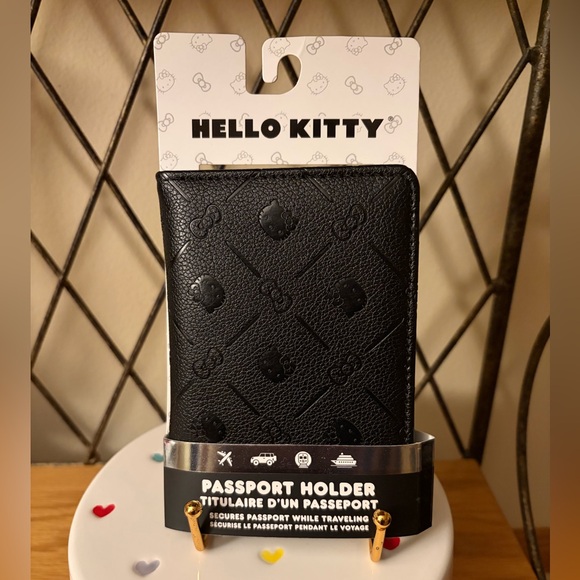 Sanrio Accessories - Sanrio Hello Kitty Passport Holder
